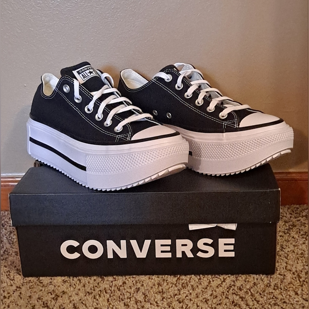 Chuck Taylor All Star Lift Double Stack Sneakers Women 10.5 Men 8.5 - Picture 2 of 9